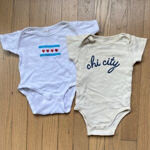 Set of 2 Chicago-Themed Baby Onesies Sz 3-6M